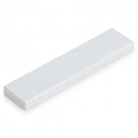 Barre aimantée porte-couteaux pour fixation murale des lames. Solution compacte pour gain de place en cuisine.