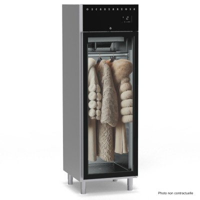 armoire à manteaux, armoire a fourrures, armoire pour fourrures, armoire à manteaux en fourrure