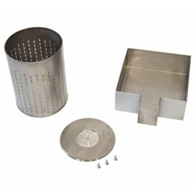 Changez votre pressoir à huile 2,8 L en pressoir à fruit 8,5 L grâce à ce kit de conversion comprenant poussoir, claie et maie.