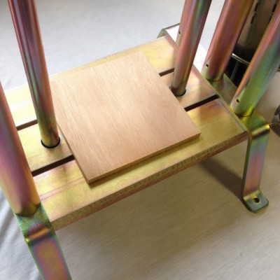 La protection pour pressoir préserve efficacement le socle et la maie. Retrouvez vos accessoires de pressoir chez Maison Patay.