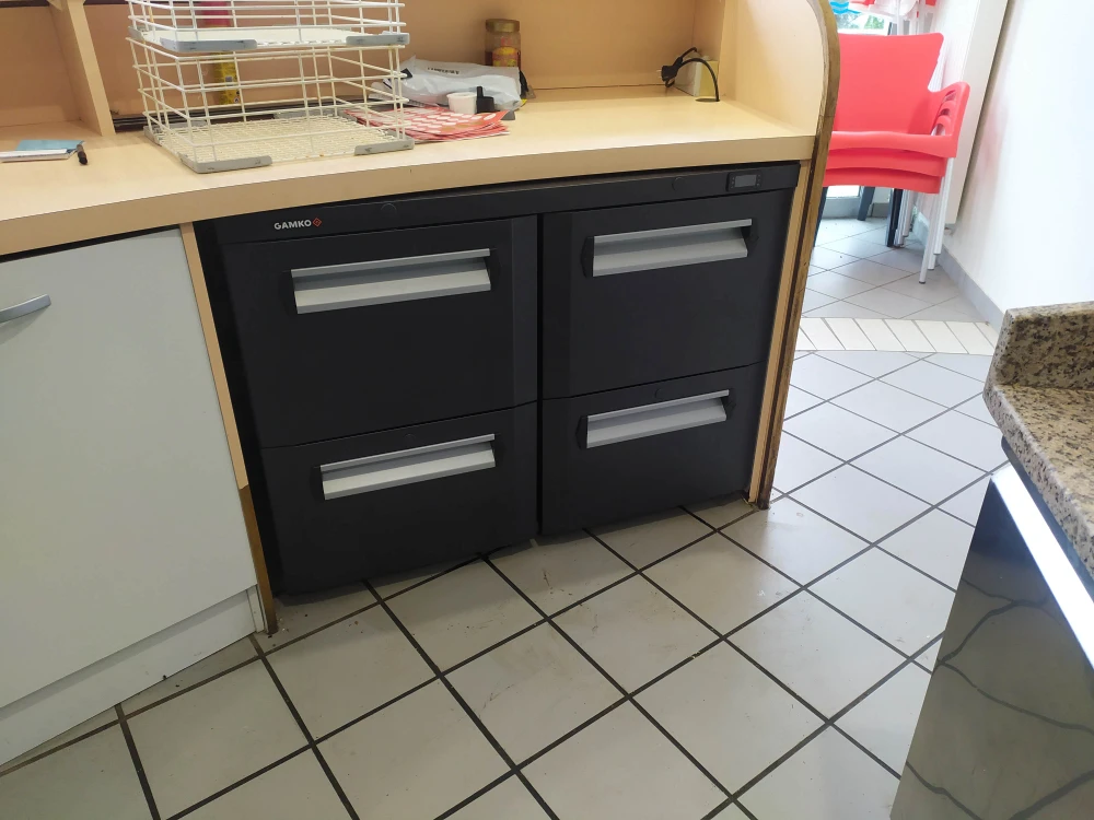 1 arrière de bar