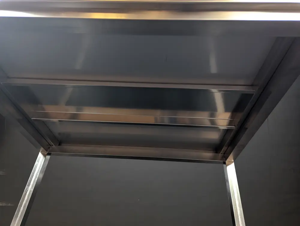 fabrication inox sur mesure, table sur mesure, fabricant table sur mesure, meubles en inox sur mesure, mobilier inox sur mesure, fabricant inox sur mesure