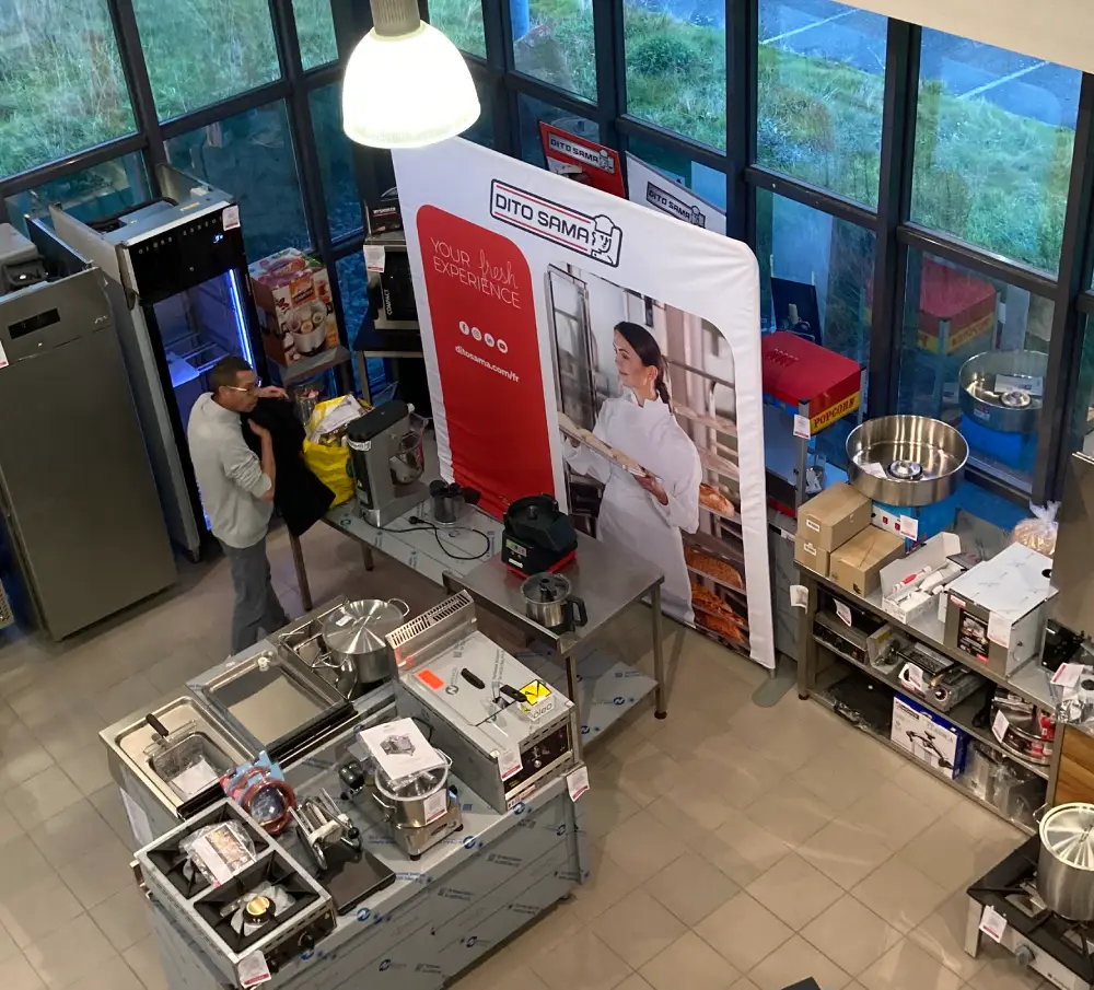 En démonstration au magasin Maison Patay, Dito Sama a prouvé la qualité de ses appareils professionnels de préparation culinaire fabriqués en France.