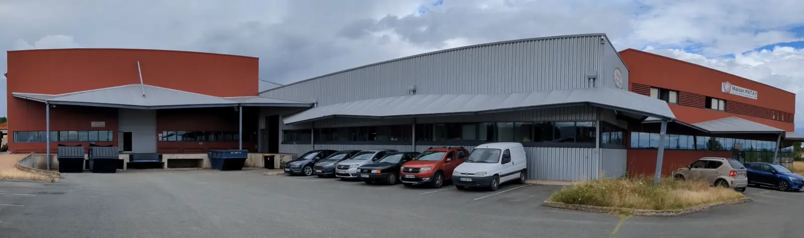 L'atelier Maison Patay répare vos appareils de cuisine et de laverie vaisselle : réparation trancheuse à jambon, lave verre, lave vaisselle... Toute marque.