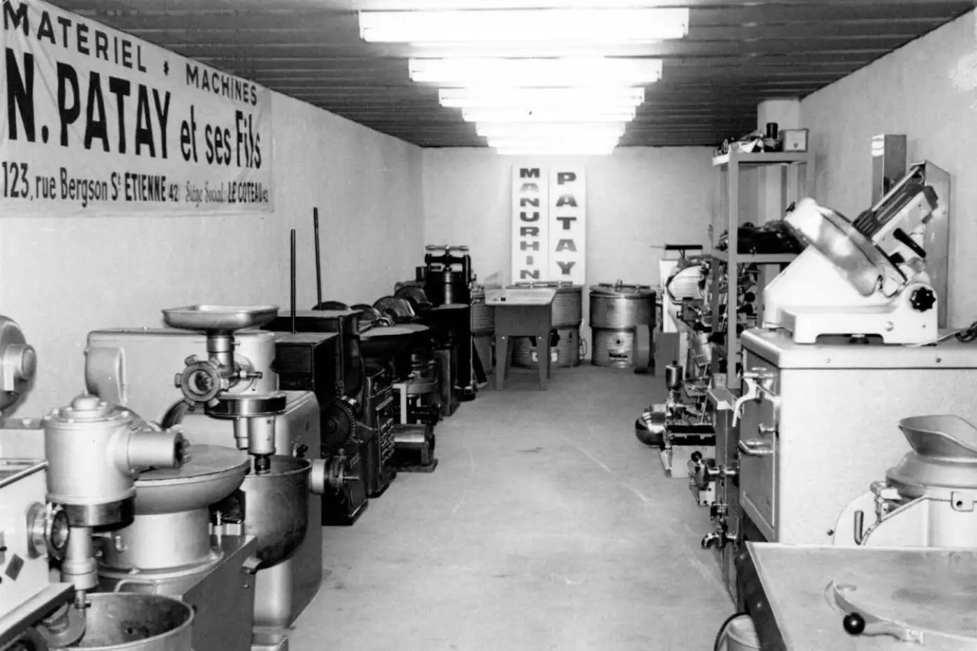 Noël Patay et ses Fils SA s'est lancé dans les équipements de cuisine professionnelle en 1966. Maison Patay poursuit l'aventure au service du bien manger.