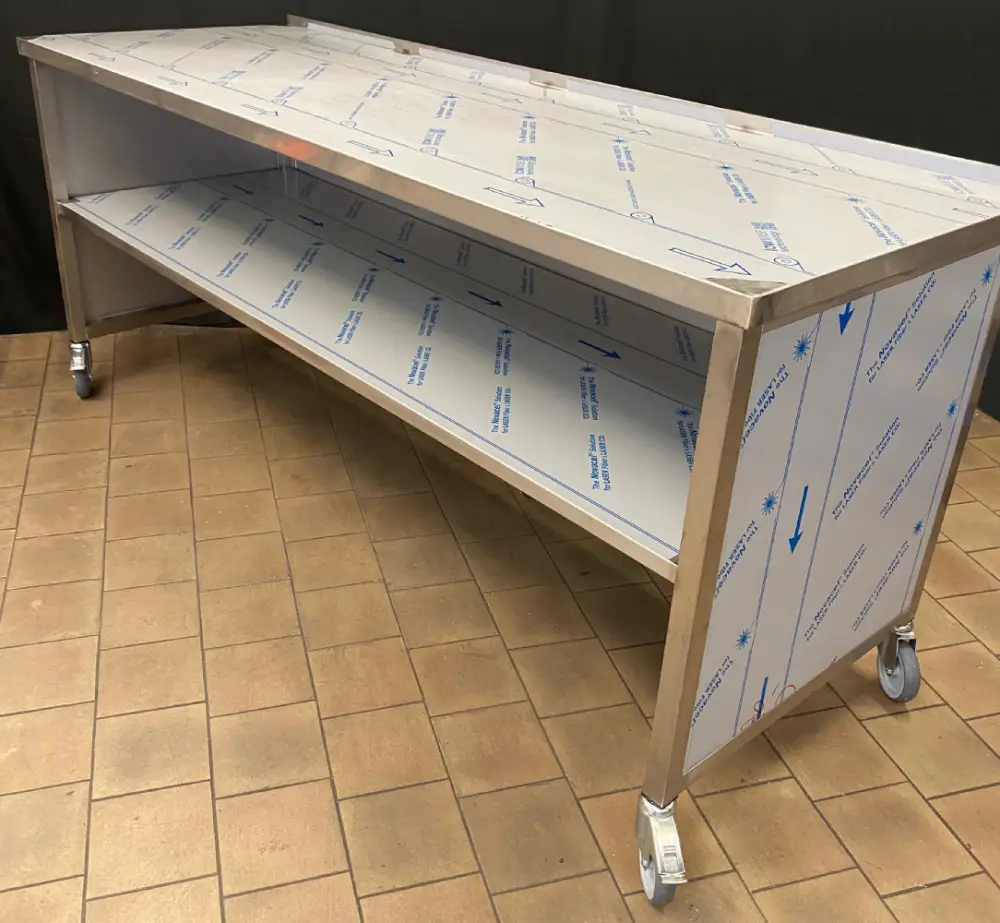 Table inox sur-mesure fermée sur 3 côtés - vue 1
