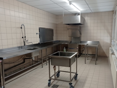 Installation d'une laverie de cuisine  à Chazelles-sur-Lyon